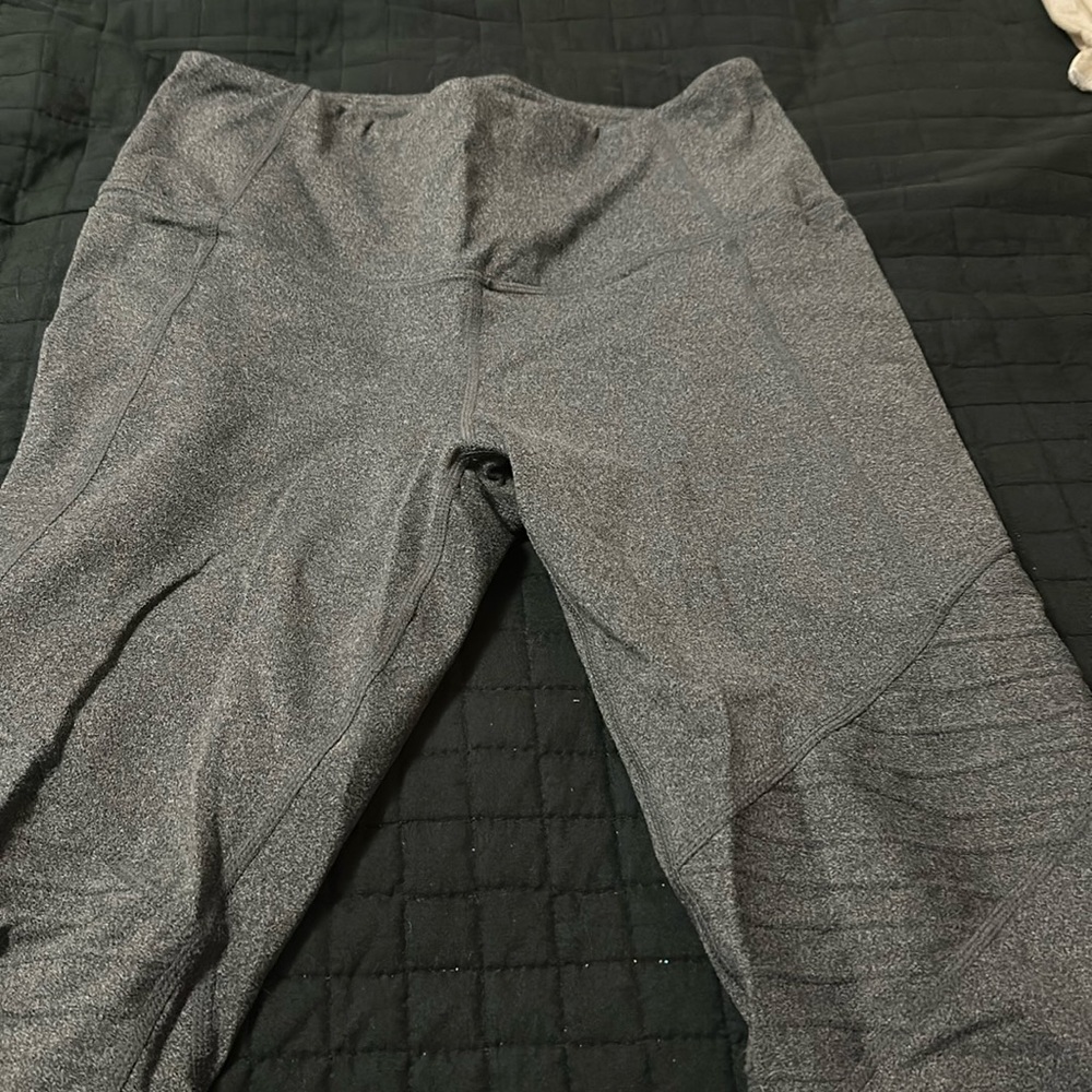 grey leggings